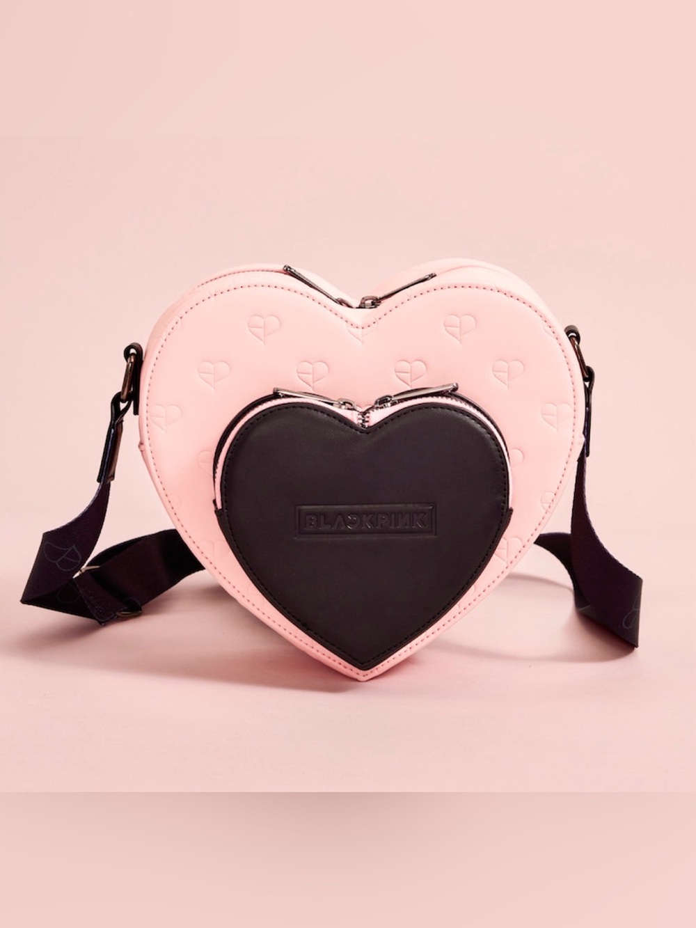 Loungefly BLACKPINK All-Over Print Heart Shaped Crossbody Bag NEW